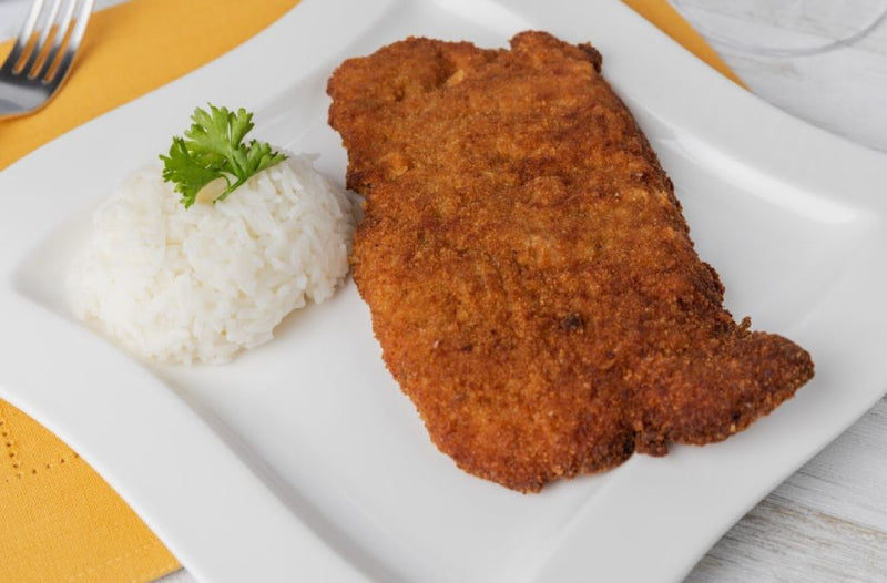 Chicken Milanese (Milanesas de pollo)